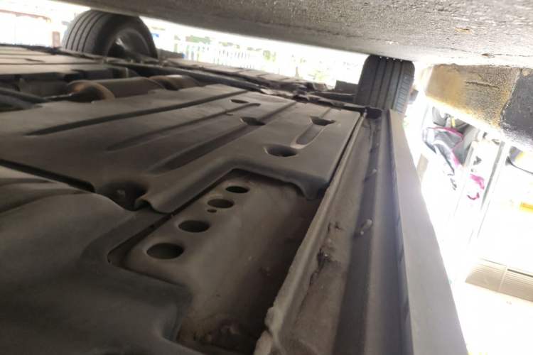 Used Lynk & Co 02 2021 1.5T DCT Two-Wheel Drive Zhaopu Chassis Rear Left