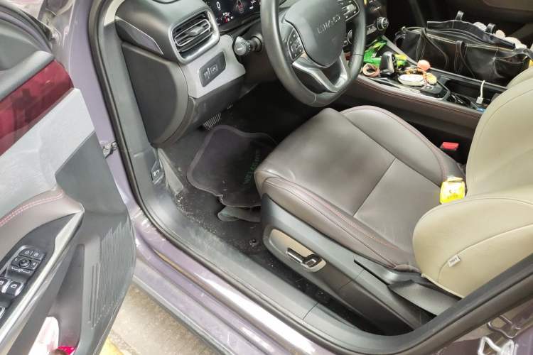 Used Lynk & Co 02 2021 1.5T DCT Two-Wheel Drive Zhaopu Driver Seat