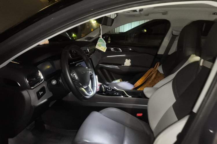 Used Lynk & Co 02 2021 2.0TD Automatic Two-Wheel Drive Zhaoshang Champion Edition Driver Seat