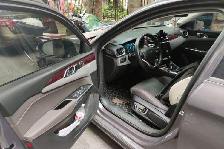 Used Lynk & Co 02 2021 2.0TD Automatic Two-Wheel Drive Zhaoshang Champion Edition Driver Seat