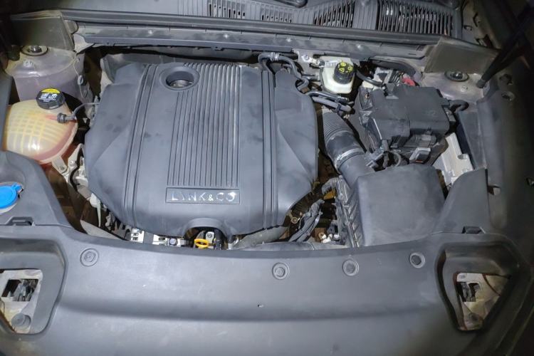 Used Lynk & Co 02 2021 1.5TD DCT Two-Wheel Drive Champion Edition Engine Bay