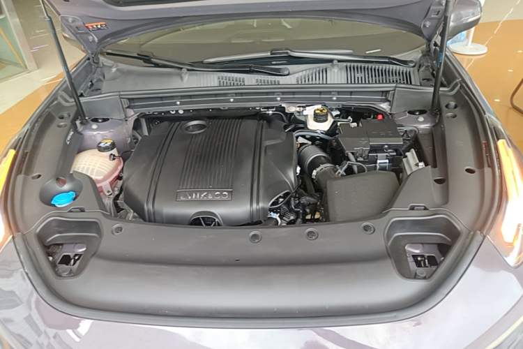 Used Lynk & Co 02 2021 1.5TD DCT Two-Wheel Drive Champion Edition Engine Bay