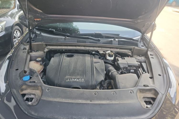 Used Lynk & Co 02 2021 1.5TD DCT Two-Wheel Drive Champion Edition Engine Bay