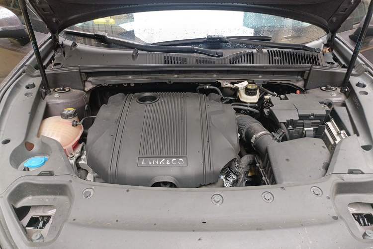 Used Lynk & Co 02 2021 1.5TD DCT Two-Wheel Drive Champion Edition Engine Bay