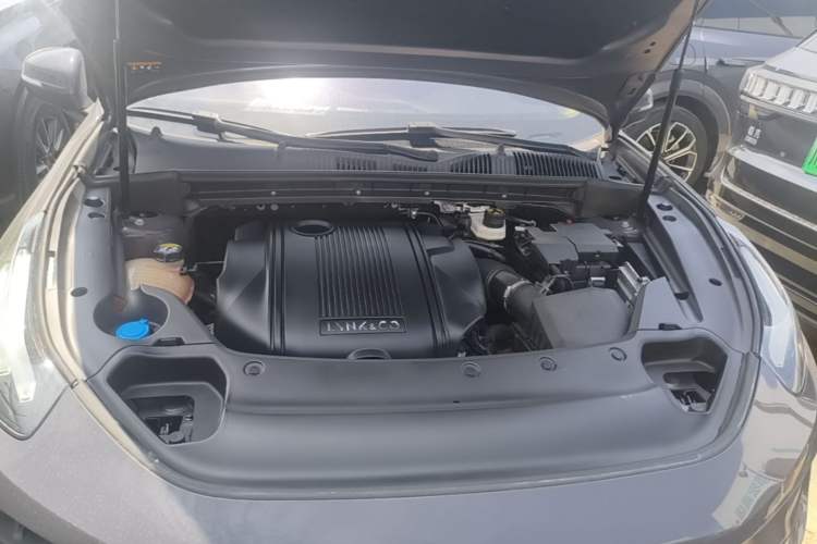 Used Lynk & Co 02 2021 1.5TD DCT Two-Wheel Drive Champion Edition Engine Bay
