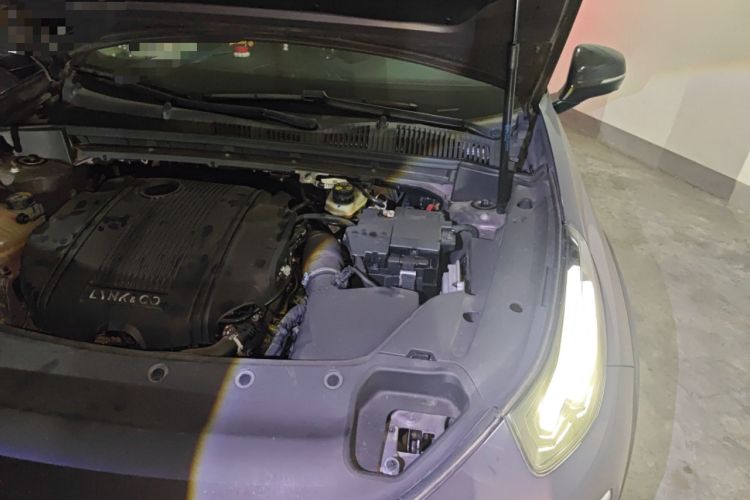 Used Lynk & Co 02 2021 1.5TD DCT Two-Wheel Drive Champion Edition Engine Bay Left