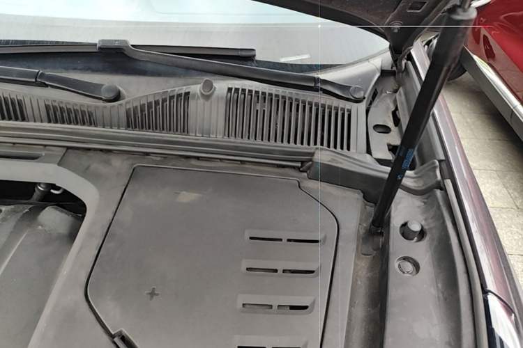 Used Lynk & Co 02 2021 2.0TD Automatic Two-Wheel Drive Zhaoshang Champion Edition Engine Bay Left