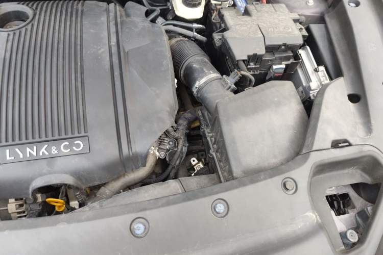 Used Lynk & Co 02 2021 1.5TD DCT Two-Wheel Drive Champion Edition Engine Bay Left