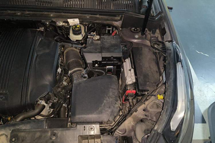Used Lynk & Co 02 2021 1.5TD DCT Two-Wheel Drive Champion Edition Engine Bay Left