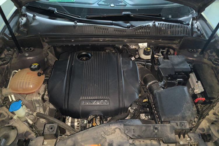 Used Lynk & Co 02 2021 1.5TD DCT Two-Wheel Drive Champion Edition Engine Bay