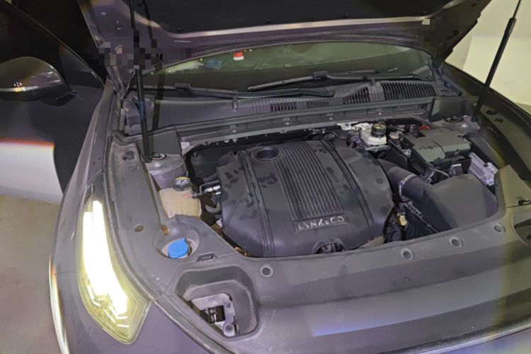 Used Lynk & Co 02 2021 1.5TD DCT Two-Wheel Drive Champion Edition Engine Bay Right