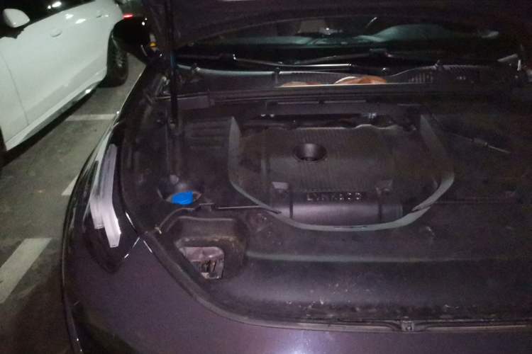 Used Lynk & Co 02 2021 2.0TD Automatic Two-Wheel Drive "Jin" Champion Edition Engine Bay Right