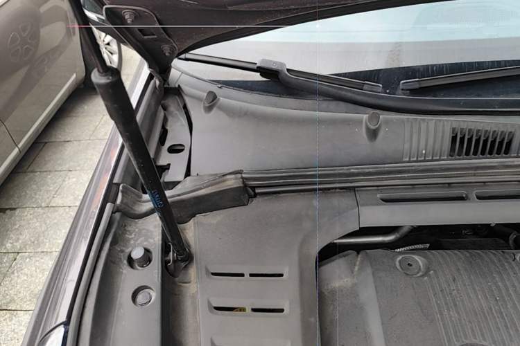 Used Lynk & Co 02 2021 2.0TD Automatic Two-Wheel Drive Zhaoshang Champion Edition Engine Bay Right