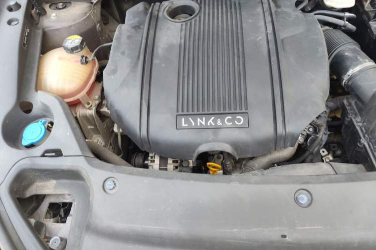 Used Lynk & Co 02 2021 1.5TD DCT Two-Wheel Drive Champion Edition Engine Bay Right