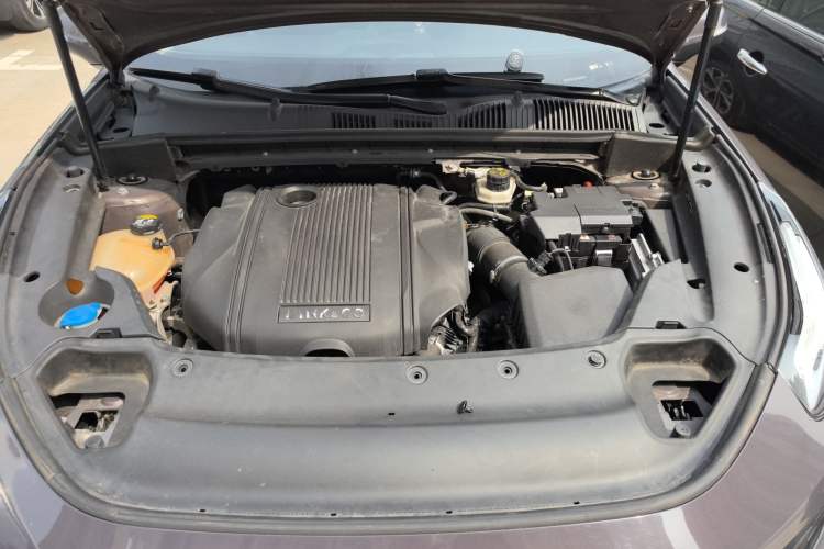 Used Lynk & Co 02 2021 1.5TD DCT Two-Wheel Drive Power Plus Engine Bay