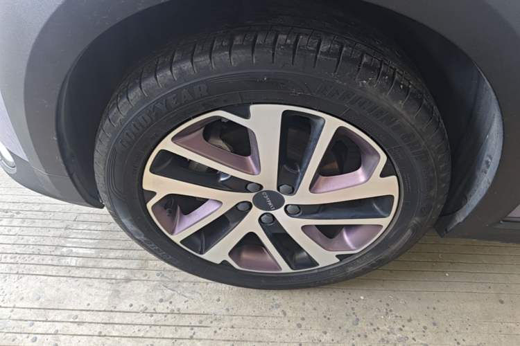 Used Lynk & Co 02 2021 1.5TD DCT Two-Wheel Drive Champion Edition Exterior 3