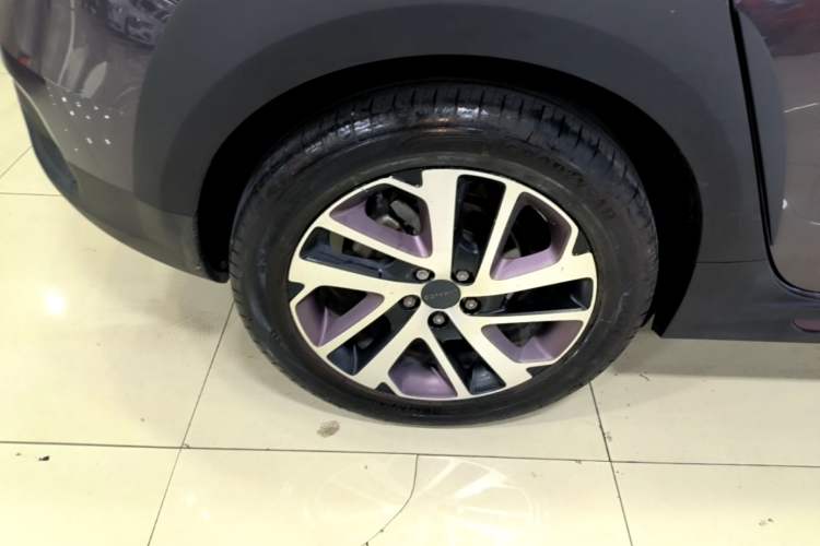 Used Lynk & Co 02 2021 1.5TD DCT Two-Wheel Drive Champion Edition Exterior 5
