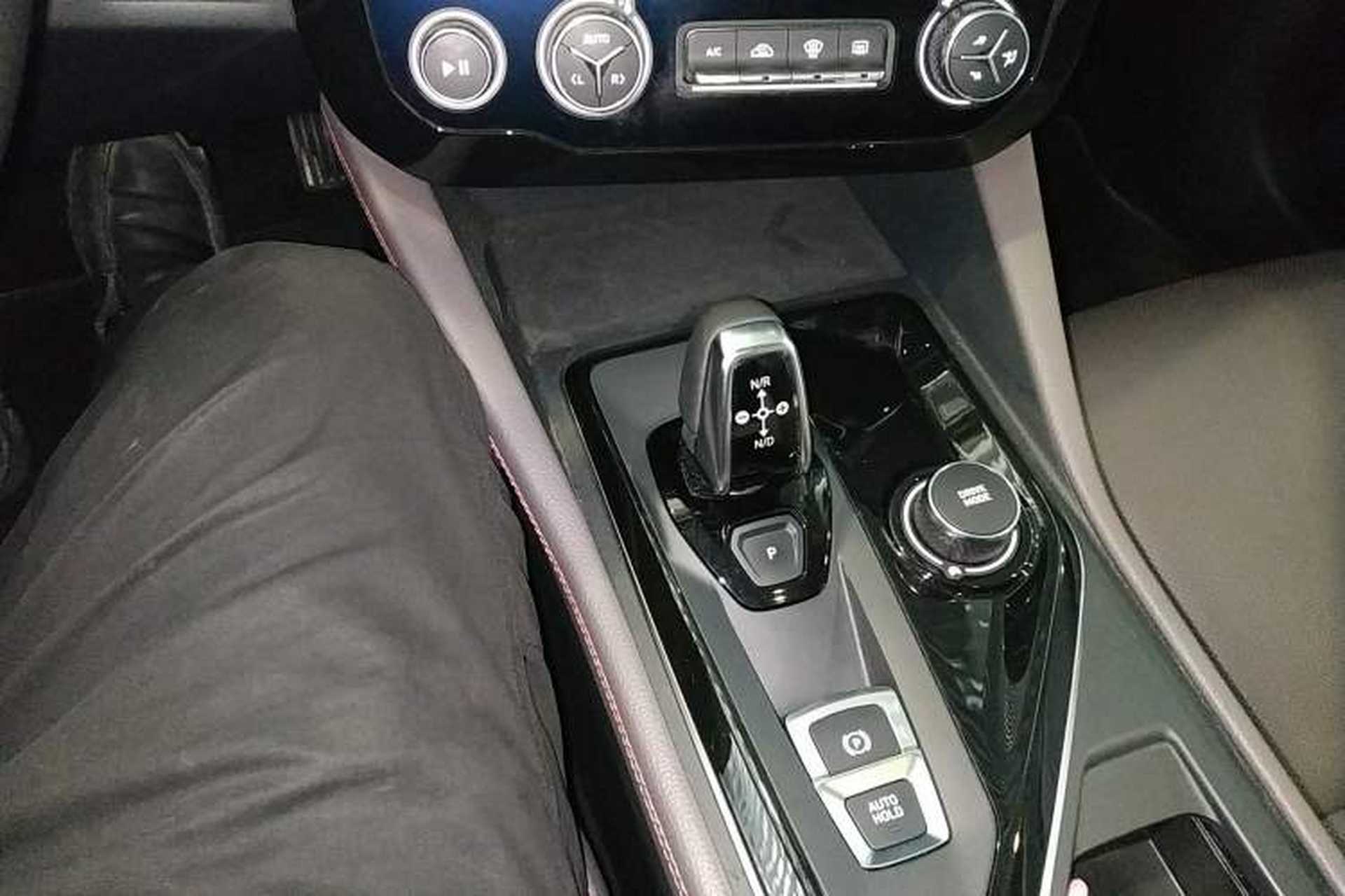 Used Lynk & Co 02 2021 2.0TD Automatic Two-Wheel Drive Zhaoshang Champion Edition Gear Lever