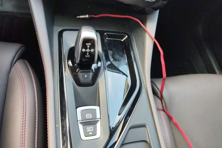 Used Lynk & Co 02 2021 1.5TD DCT Two-Wheel Drive Champion Edition Gear Lever