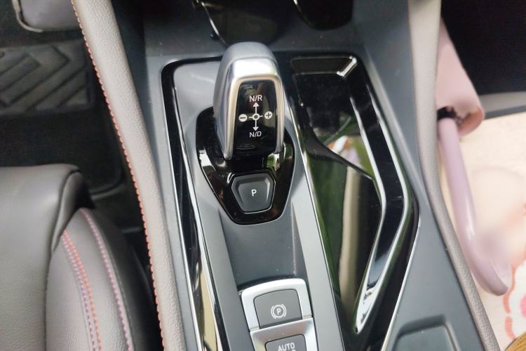 Used Lynk & Co 02 2021 1.5TD DCT Two-Wheel Drive Champion Edition Gear Lever