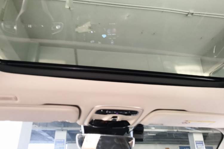 Used Lynk & Co 02 2021 1.5TD DCT Two-Wheel Drive Champion Edition Headliner