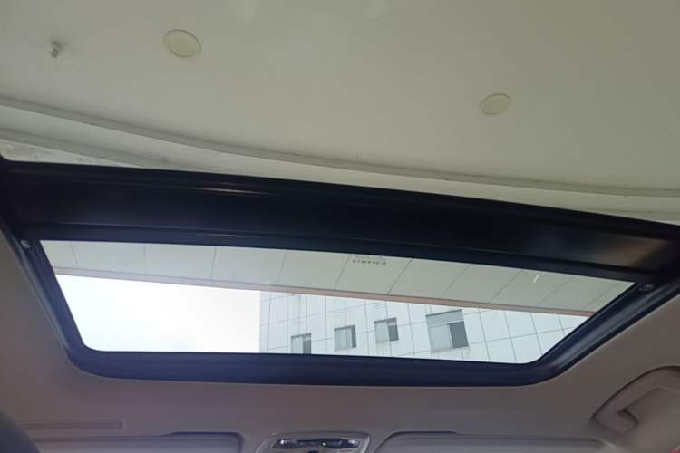 Used Lynk & Co 02 2021 1.5TD DCT Two-Wheel Drive Champion Edition Headliner