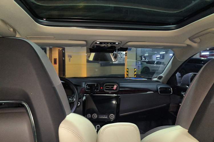 Used Lynk & Co 02 2021 1.5TD DCT Two-Wheel Drive Champion Edition Headliner