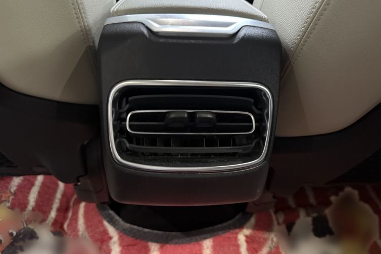 Used Lynk & Co 02 2021 1.5TD DCT Two-Wheel Drive Champion Edition Interior 5