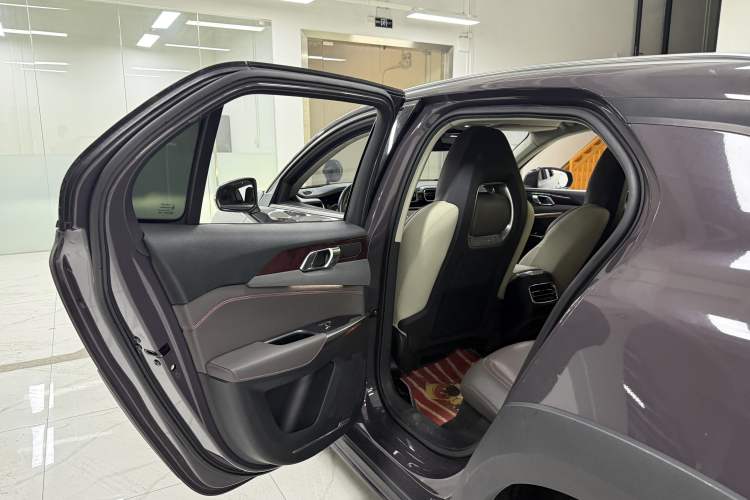 Used Lynk & Co 02 2021 1.5TD DCT Two-Wheel Drive Champion Edition Interior 8