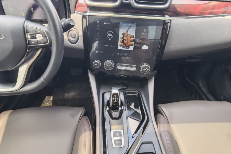 Used Lynk & Co 02 2021 1.5TD DCT Two-Wheel Drive Champion Edition Interior 8