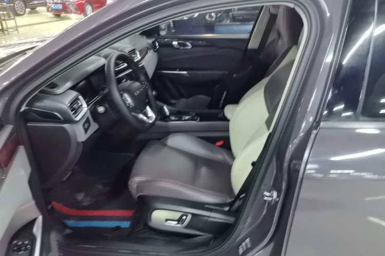 Used Lynk & Co 02 2021 1.5TD DCT Two-Wheel Drive Zhaoyao Plus Left Front Seat