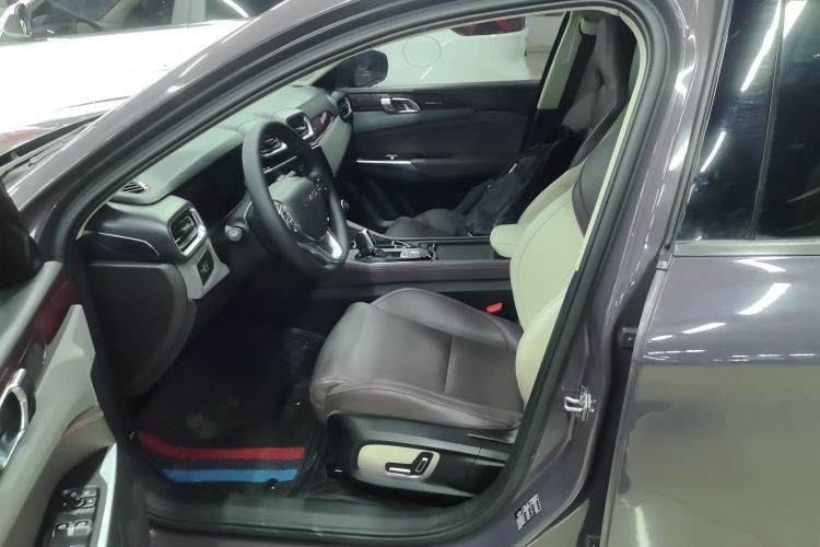 Used Lynk & Co 02 2021 1.5TD DCT Two-Wheel Drive Zhaoyao Plus Left Front Seat