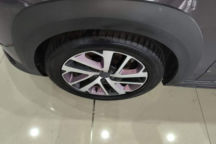 Used Lynk & Co 02 2021 1.5TD DCT Two-Wheel Drive Champion Edition Left Front Wheel Hub