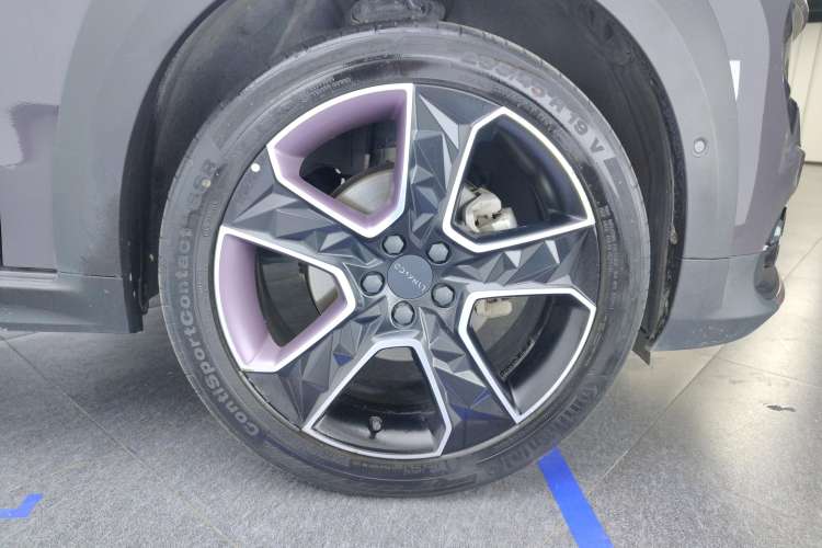 Used Lynk & Co 02 2021 2.0TD Automatic Two-Wheel Drive Zhaoshang Champion Edition Left Front Wheel Hub