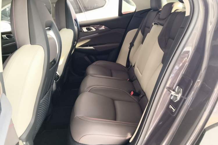 Used Lynk & Co 02 2021 1.5TD DCT Two-Wheel Drive Champion Edition Left Rear Seat