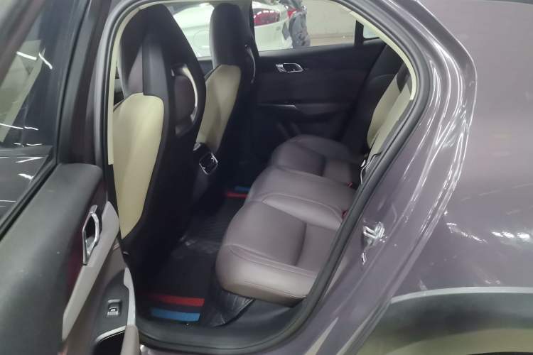 Used Lynk & Co 02 2021 1.5TD DCT Two-Wheel Drive Zhaoyao Plus Left Rear Seat