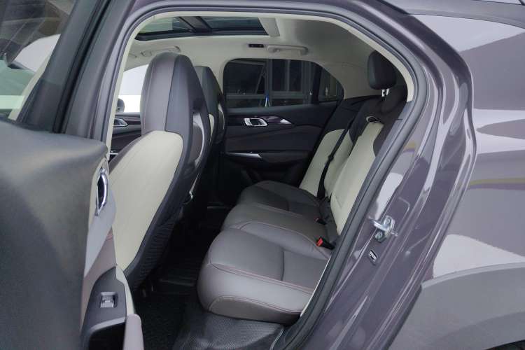 Used Lynk & Co 02 2021 2.0TD Automatic Two-Wheel Drive Zhaoshang Champion Edition Left Rear Seat