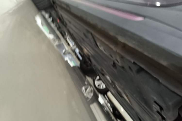 Used Lynk & Co 02 2021 1.5TD DCT Two-Wheel Drive Champion Edition Left Side Sill
