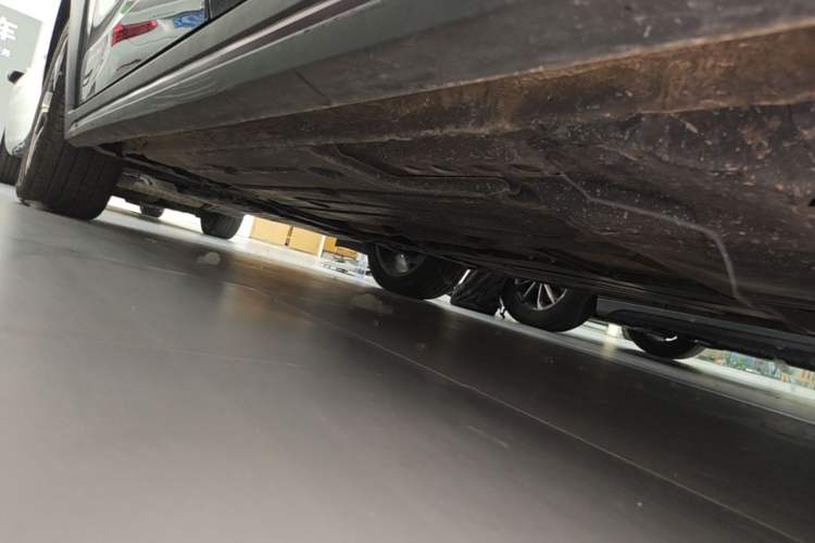Used Lynk & Co 02 2021 1.5TD DCT Two-Wheel Drive Zhaoyao Plus Left Side Sill