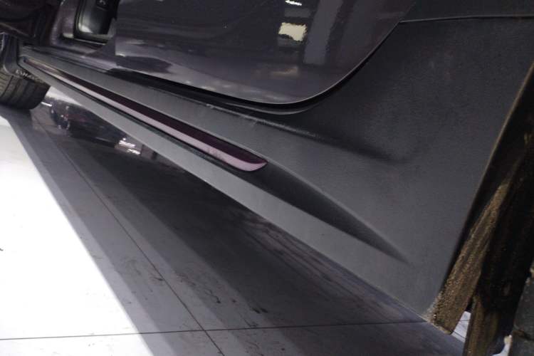 Used Lynk & Co 02 2021 2.0TD Automatic Two-Wheel Drive Zhaoshang Champion Edition Left Side Sill