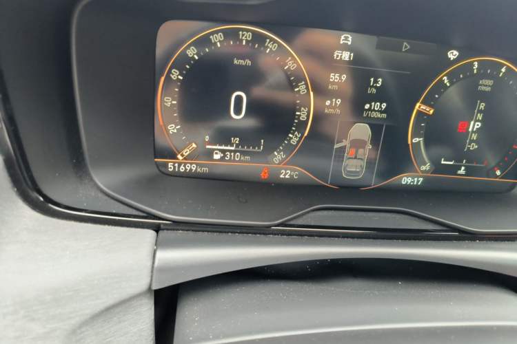 Used Lynk & Co 02 2021 1.5TD DCT Two-Wheel Drive Champion Edition Odometer Close Up
