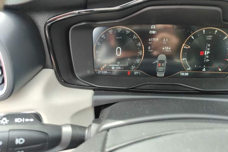 Used Lynk & Co 02 2021 1.5TD DCT Two-Wheel Drive Zhaoyao Plus Odometer Close Up