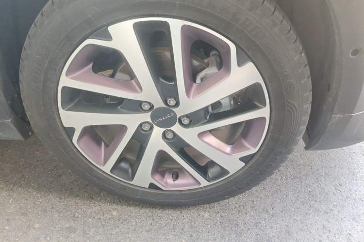 Used Lynk & Co 02 2021 1.5TD DCT Two-Wheel Drive Champion Edition Right Front Wheel Hub