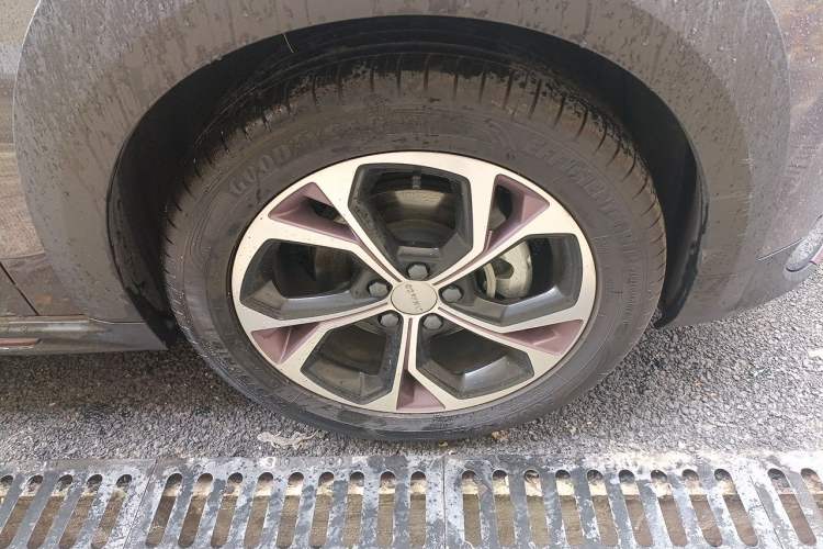 Used Lynk & Co 02 2021 1.5TD DCT Two-Wheel Drive Champion Edition Right Front Wheel Hub