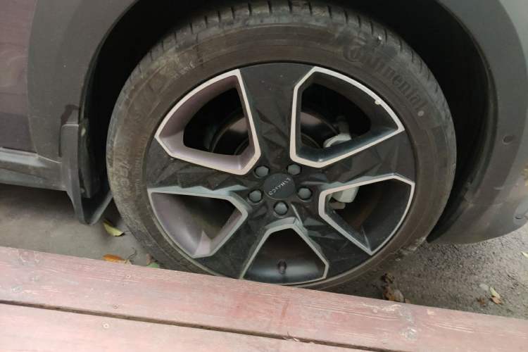 Used Lynk & Co 02 2021 2.0TD Automatic Two-Wheel Drive Zhaoshang Champion Edition Right Front Wheel Hub