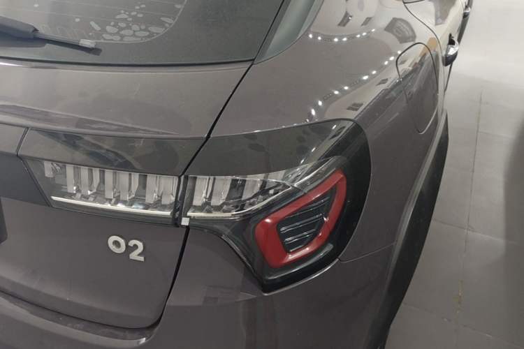 Used Lynk & Co 02 2021 1.5TD DCT Two-Wheel Drive Zhaoyao Plus Right Rear Taillight