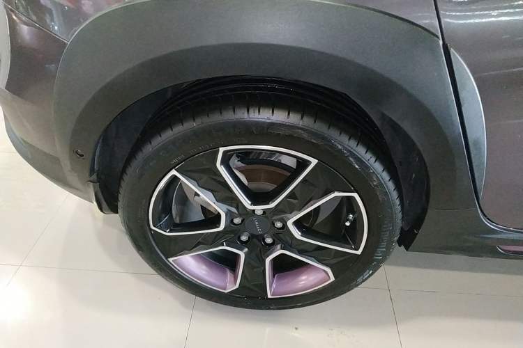 Used Lynk & Co 02 2021 2.0TD Automatic Two-Wheel Drive Zhaoshang Champion Edition Right Rear Wheel Hub