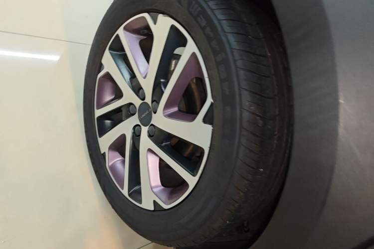 Used Lynk & Co 02 2021 1.5TD DCT Two-Wheel Drive Champion Edition Right Rear Wheel Hub