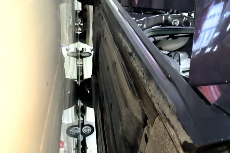 Used Lynk & Co 02 2021 1.5TD DCT Two-Wheel Drive Champion Edition Right Side Sill