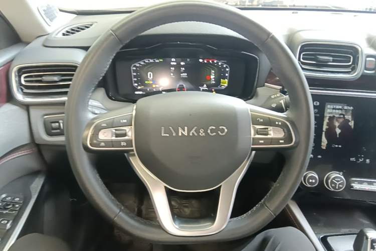 Used Lynk & Co 02 2021 1.5TD DCT Two-Wheel Drive Champion Edition Steering Wheel
